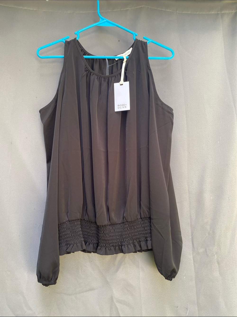 Rose & Olive Black Sleeveless Smocked-Hem Blouse with Ruffle Trim